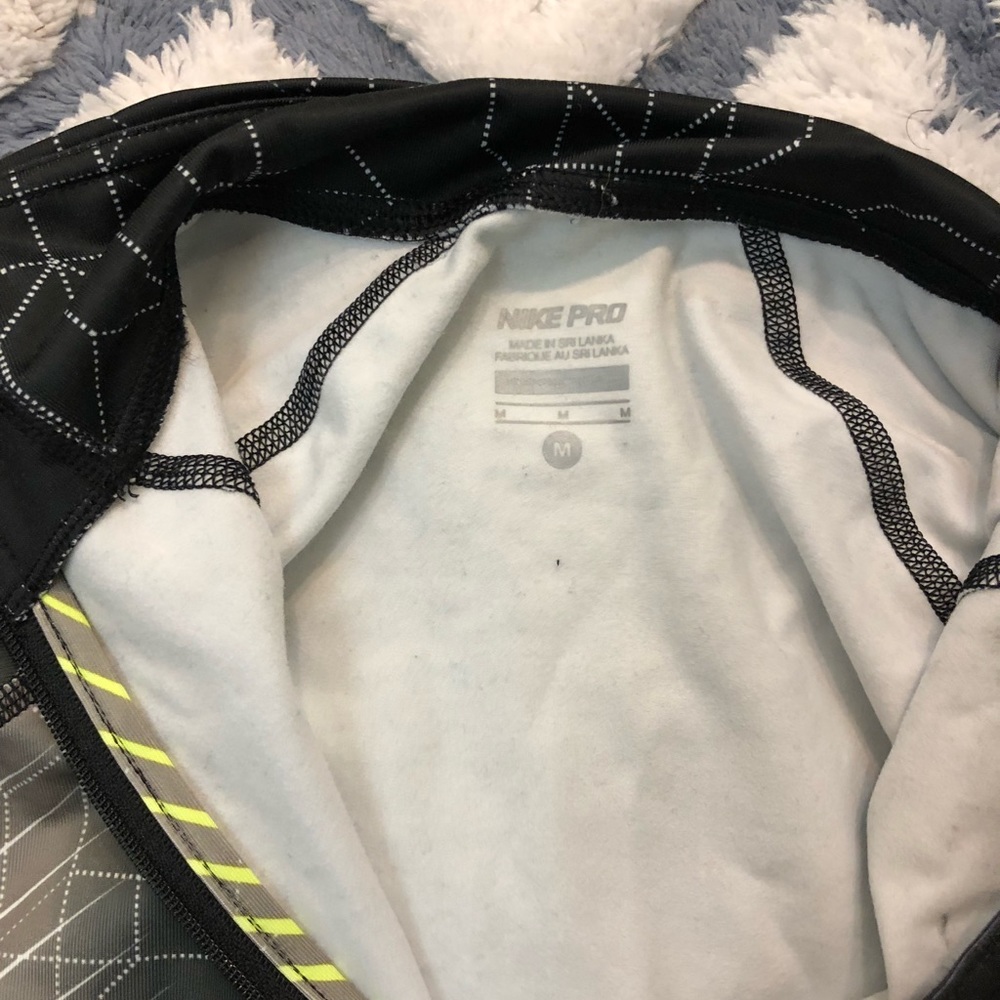 Nike pro pullover - Picture 2 of 3